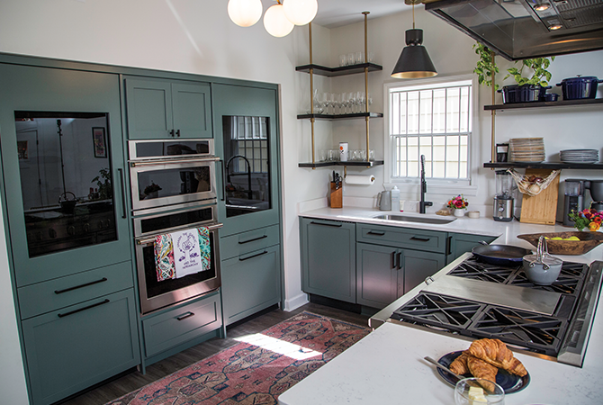 An image of the Lee Initiative kitchen.